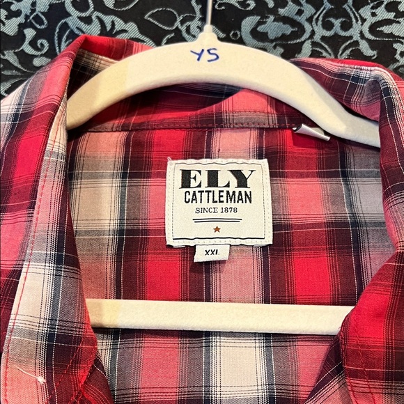 Ely Cattleman Red and White Plaid Men's Shirt - Picture 8 of 9